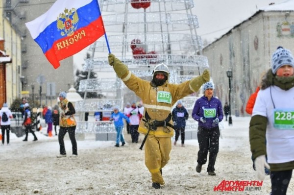 Рождественский полумарафон прошёл в Омске в 29-й раз