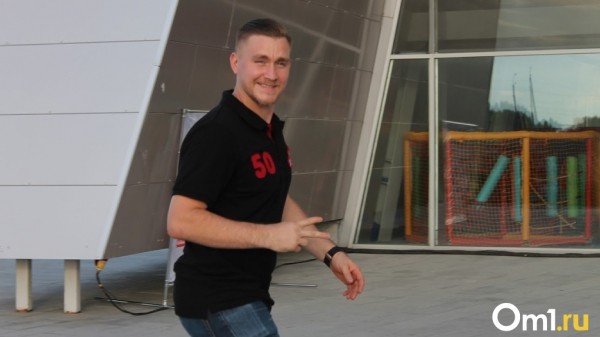 «Кома, потеря селезёнки, разрыв контракта»: Лемтюгов рассказал, как его выгнали из «Авангарда» «Кома, потеря селезёнки, разрыв контракта»: Лемтюгов рассказал, как его выгнали из «Авангарда»