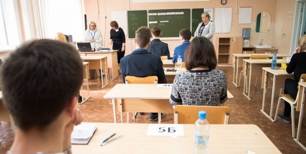 Педагогов, рассчитывающих на миллион рублей, ждут в восьми омских районах Педагогов, рассчитывающих на миллион рублей, ждут в восьми омских районах