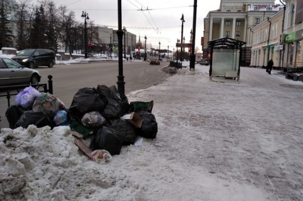 Центр Омска в мусоре. «Магнит» намерен спасти город от незаконных свалок