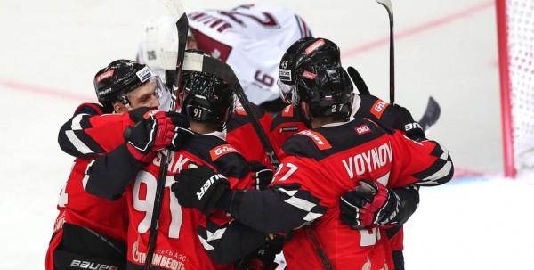 "Авангард" завершил календарный год крупной выездной победой