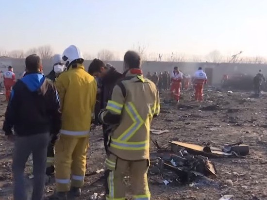 СМИ: западные спецслужбы назвали перегрев двигателя причиной крушения украинского лайнера