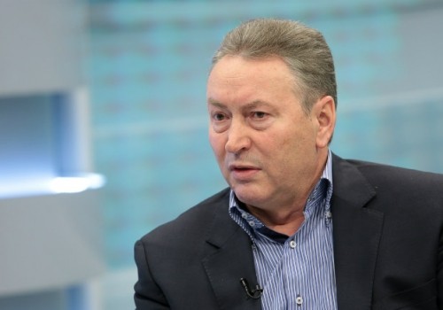 Отставной министр омского правительства вошел в число собственников двух медучреждений Отставной министр омского правительства вошел в число собственников двух медучреждений