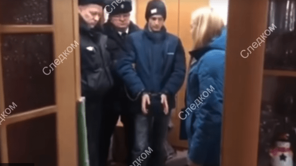 В Омске появилось видео, на котором дочь-отличница с любовником зверски убивают мать В Омске появилось видео, на котором дочь-отличница с любовником зверски убивают мать