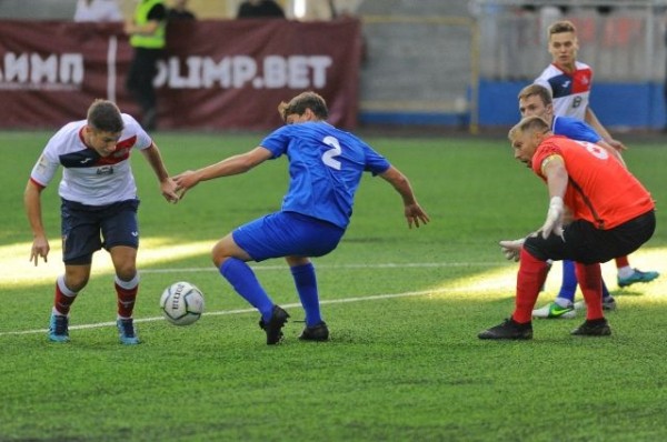 Омские футболисты отменили игру с китайской командой