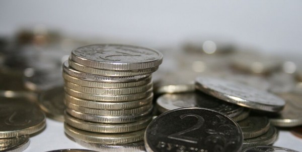 Омич за обычные монеты заплатил десятки тысяч рублей