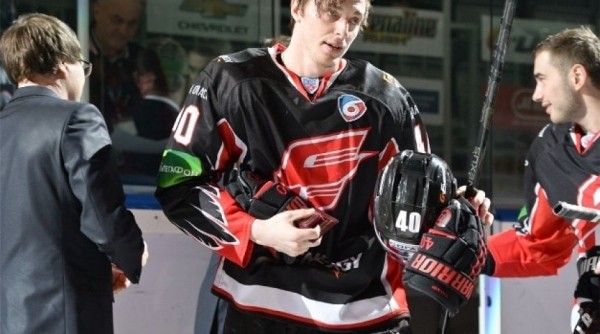 Капитан «Авангарда» Калинин ответил на ободряющие письма болельщиков 