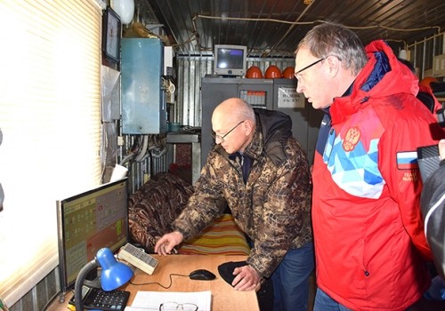 Бурков потребовал, чтобы восстановление скважины на Тевризском месторождении началось летом