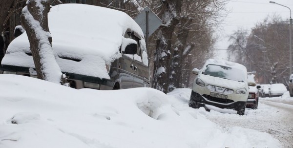 Загородные трассы стали опасными из-за снега и дождя Загородные трассы стали опасными из-за снега и дождя