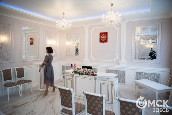 В Омске в День всех влюблённых открылся новый ЗАГС