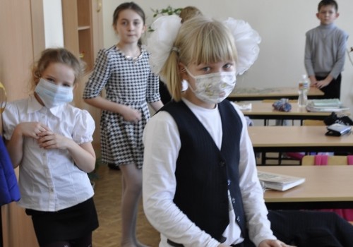 Появился новый список школ, закрытых на&nbsp;карантин по&nbsp;гриппу и&nbsp;ОРВИ