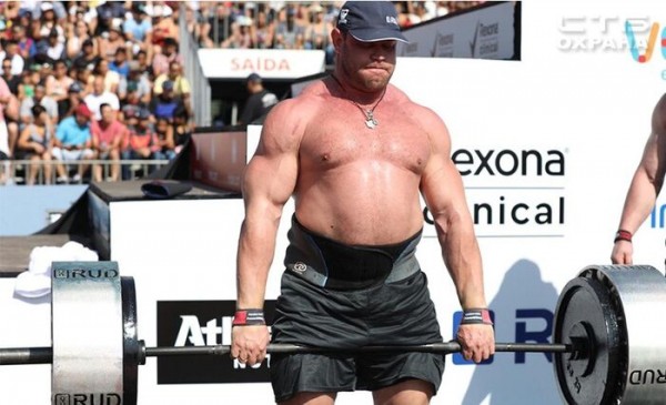 Омский силач победил в турнире по силовому экстриму в Бразилии