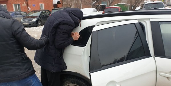 Одно дело на двоих: омские полицейские попались на вымогательстве Одно дело на двоих: омские полицейские попались на вымогательстве