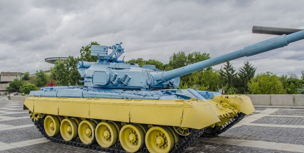 В Омске установят два памятника танку
