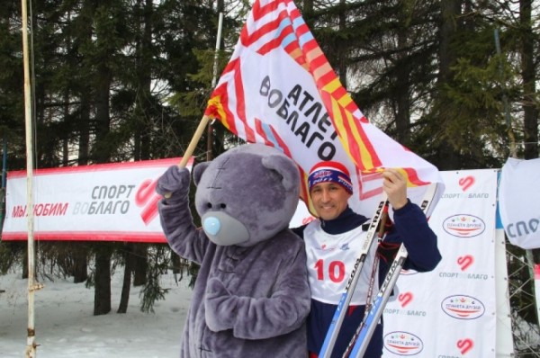 «Спорт во благо». В Омске прошла благотворительная лыжная гонка