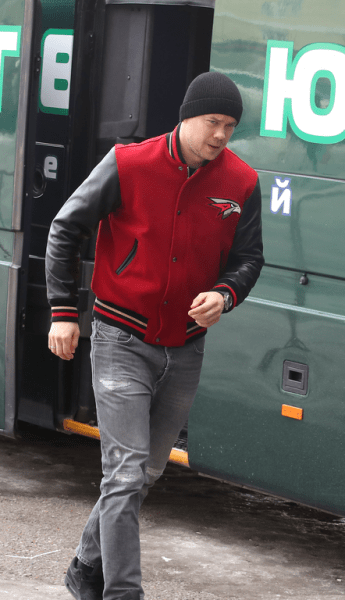 
        «Авангард» одержал разгромную победу в Уфе и сравнял счёт в серии!
      