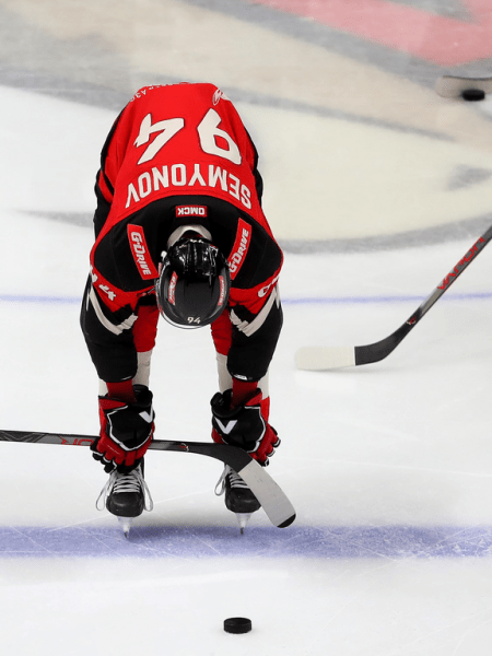 
        Права на ошибку больше нет. Как «Авангард» уступил «Салавату» в пятом матче серии
      