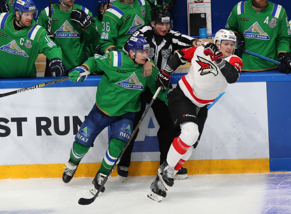 
        «Авангард» одержал разгромную победу в Уфе и сравнял счёт в серии!
      