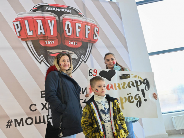 1/4 Востока, матч №1. «Авангард» - «Салават Юлаев» 5:2. Послематчевая пресс-конференция (ВИДЕО)
       
        1/4 Востока, матч №1. «Авангард» - «Салават Юлаев» 5:2. Послематчевая пресс-конференция (ВИДЕО)