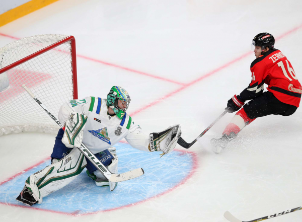 
        «Авангард» начинает плей-офф с победы! Главные события первого матча серии с «Салаватом Юлаевым»
      