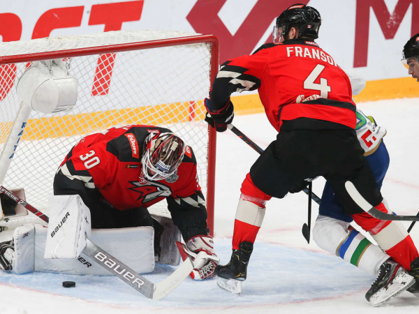 
        1/4 Востока, матч №2. «Авангард» - «Салават Юлаев» 2:3 ОТ. Послематчевая пресс-конференция (ВИДЕО)
      