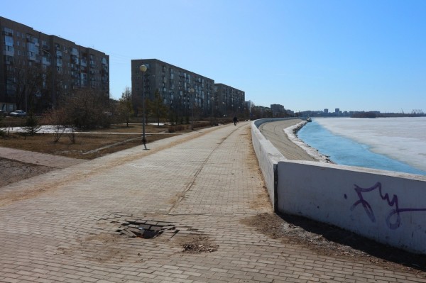 Город замер (не совсем): первый день Омска в режиме изоляции. Фоторепортаж Город замер (не совсем): первый день Омска в режиме изоляции. Фоторепортаж