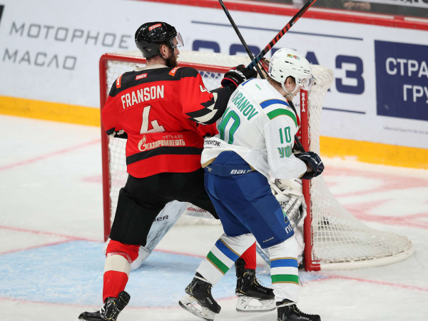 1/4 Востока, матч №1. «Авангард» - «Салават Юлаев» 5:2. Послематчевая пресс-конференция (ВИДЕО)
       
        1/4 Востока, матч №1. «Авангард» - «Салават Юлаев» 5:2. Послематчевая пресс-конференция (ВИДЕО)