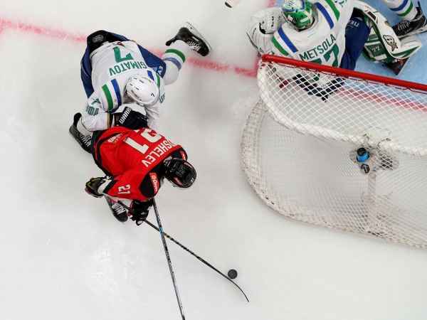 
        Права на ошибку больше нет. Как «Авангард» уступил «Салавату» в пятом матче серии
      