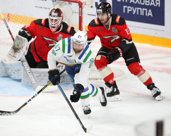 «Добавили в скорости и больше прессинговали соперника». Комментарии после первого матча серии с Уфой (ВИДЕО)
«Добавили в скорости и больше прессинговали соперника». Комментарии после первого матча серии с Уфой (ВИДЕО)