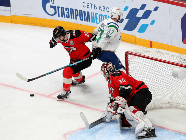 
        1/4 Востока, матч №5. «Авангард» - «Салават Юлаев» 3:6. Послематчевая пресс-конференция (ВИДЕО)
      