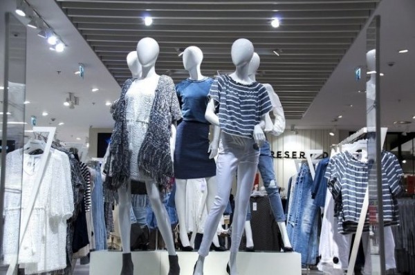 В Омске временно закрывается «МЕГА»