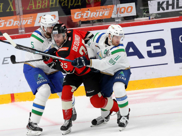 
        1/4 Востока, матч №2. «Авангард» - «Салават Юлаев» 2:3 ОТ. Послематчевая пресс-конференция (ВИДЕО)
      