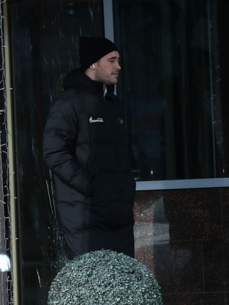 
        «Авангард» начинает плей-офф с победы! Главные события первого матча серии с «Салаватом Юлаевым»
      