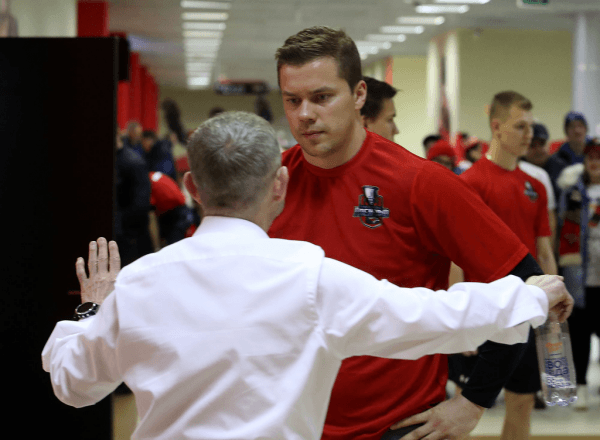 
        1/4 Востока, матч №2. «Авангард» - «Салават Юлаев» 2:3 ОТ. Послематчевая пресс-конференция (ВИДЕО)
      