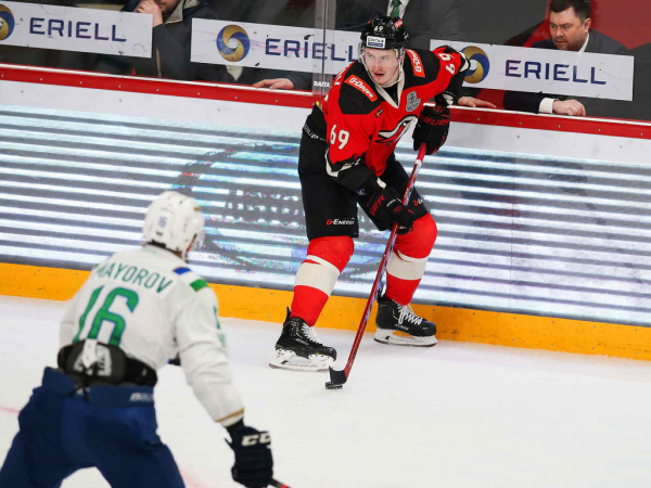 
        1/4 Востока, матч №5. «Авангард» - «Салават Юлаев» 3:6. Послематчевая пресс-конференция (ВИДЕО)
      