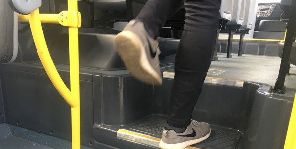 В Омске отменили 18 маршрутов в районы области