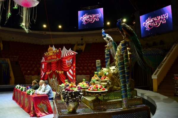 Волшебная феерия на арене. Омичи увидят удивительную «Песчаную сказку»