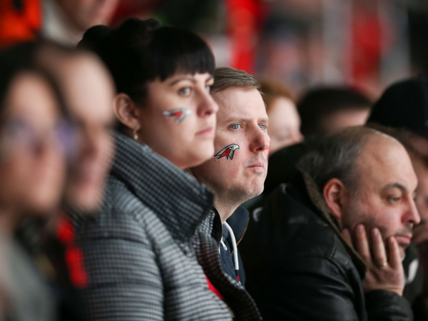 
        1/4 Востока, матч №5. «Авангард» - «Салават Юлаев» 3:6. Послематчевая пресс-конференция (ВИДЕО)
      