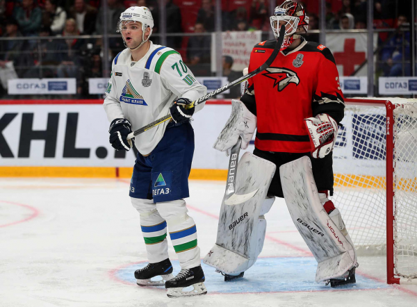 
        «Авангард» начинает плей-офф с победы! Главные события первого матча серии с «Салаватом Юлаевым»
      