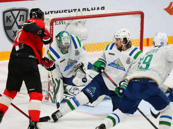 
        Права на ошибку больше нет. Как «Авангард» уступил «Салавату» в пятом матче серии
      