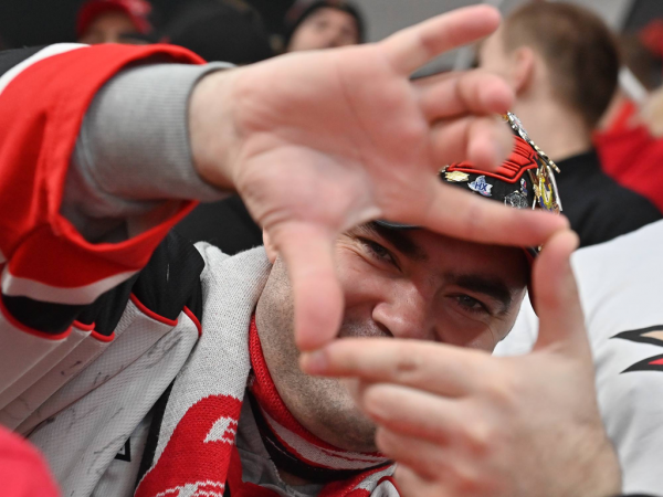 1/4 Востока, матч №1. «Авангард» - «Салават Юлаев» 5:2. Послематчевая пресс-конференция (ВИДЕО)
       
        1/4 Востока, матч №1. «Авангард» - «Салават Юлаев» 5:2. Послематчевая пресс-конференция (ВИДЕО)