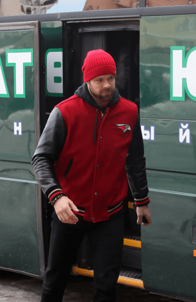 
        «Авангард» одержал разгромную победу в Уфе и сравнял счёт в серии!
      