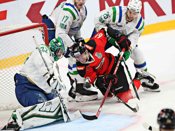 
        «Все эмоции в этой серии еще впереди». Дедунов, Кошелев и Бондарев о второй игре против Уфы (ВИДЕО)
      