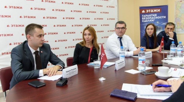 Омские риелторы пытаются «оживить» рынок недвижимости с помощью медийных вбросов Омские риелторы пытаются «оживить» рынок недвижимости с помощью медийных вбросов