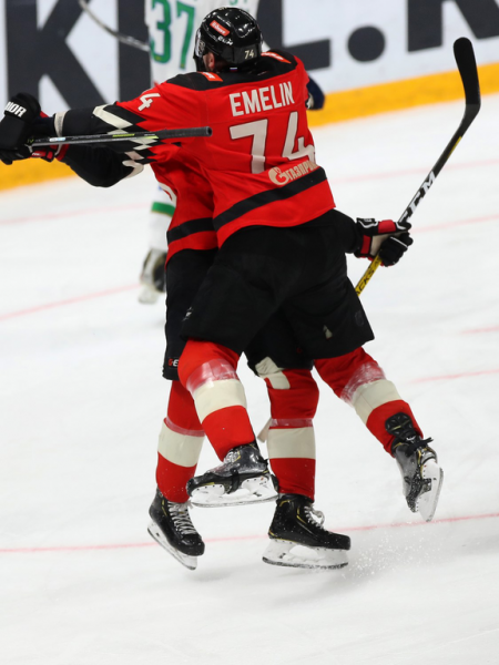 
        «Все эмоции в этой серии еще впереди». Дедунов, Кошелев и Бондарев о второй игре против Уфы (ВИДЕО)
      