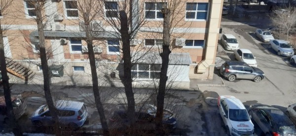 Как проходит первый день нерабочей недели в Омске?