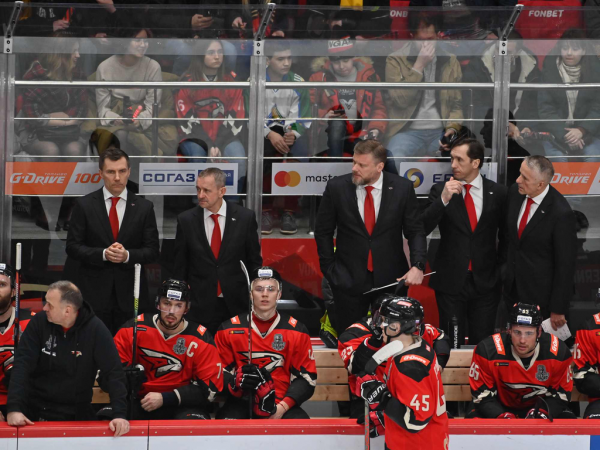 «Добавили в скорости и больше прессинговали соперника». Комментарии после первого матча серии с Уфой (ВИДЕО)
«Добавили в скорости и больше прессинговали соперника». Комментарии после первого матча серии с Уфой (ВИДЕО)