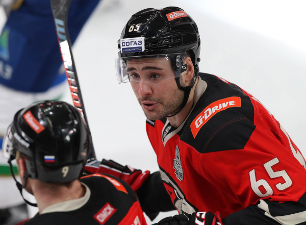 
        «Все эмоции в этой серии еще впереди». Дедунов, Кошелев и Бондарев о второй игре против Уфы (ВИДЕО)
      