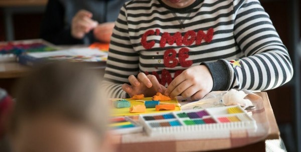 Школьные каникулы в Омской области ещё продлят, а детсады закроют