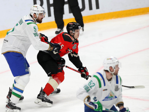 
        1/4 Востока, матч №2. «Авангард» - «Салават Юлаев» 2:3 ОТ. Послематчевая пресс-конференция (ВИДЕО)
      